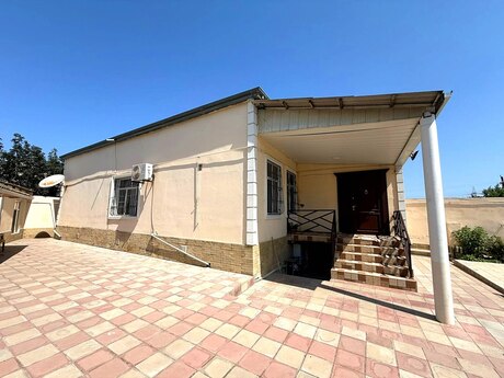 4 otaqlı həyət evi/bağ evi - Sabunçu q. - 150 m²