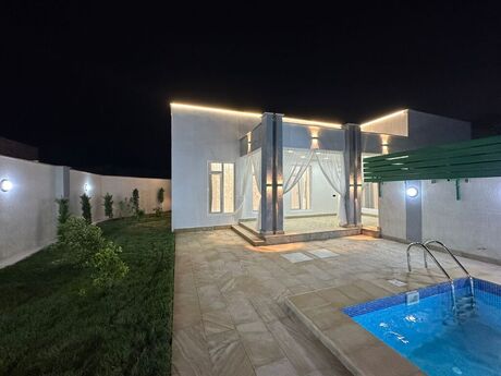 4 otaqlı həyət evi/bağ evi - Şüvəlan q. - 150 m²