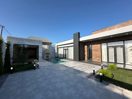 4 otaqlı həyət evi/bağ evi - Şüvəlan q. - 200 m²
