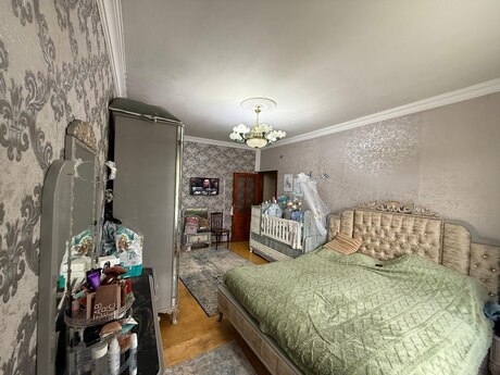 4 otaqlı köhnə tikili - Xalqlar Dostluğu m. - 105 m²