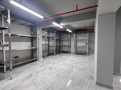 Obyekt - Memar Əcəmi m. - 315 m²