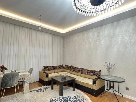 3 otaqlı həyət evi/bağ evi - Qala q. - 160 m²