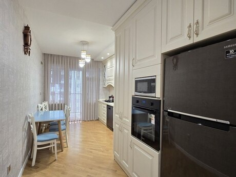 3 otaqlı mənzil, 110 m², Əhmədli: 305 000 ₼ 3