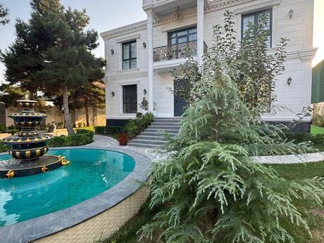 5 otaqlı həyət evi/bağ evi - Mərdəkan q. - 320 m²
