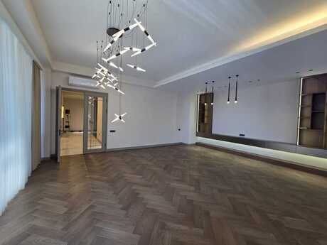 4 otaqlı yeni tikili - Nizami m. - 200 m²