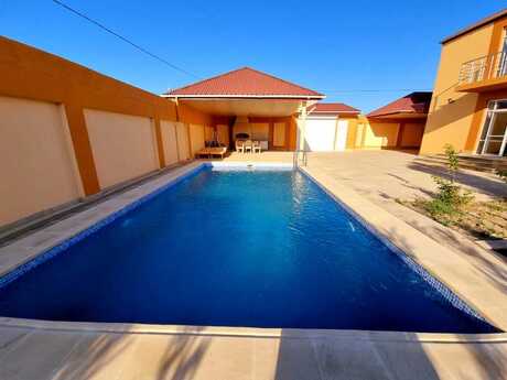 3 otaqlı həyət evi/bağ evi - Şüvəlan q. - 180 m²