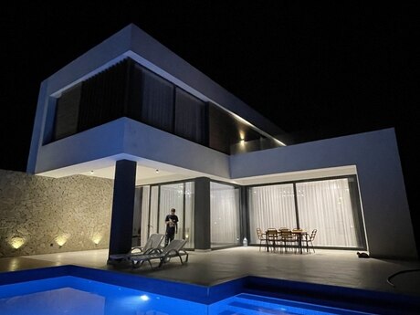4 otaqlı həyət evi/bağ evi - Mərdəkan q. - 250 m²
