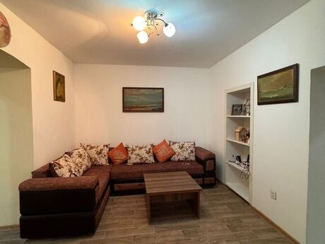 Obyekt - Sahil m. - 70 m²