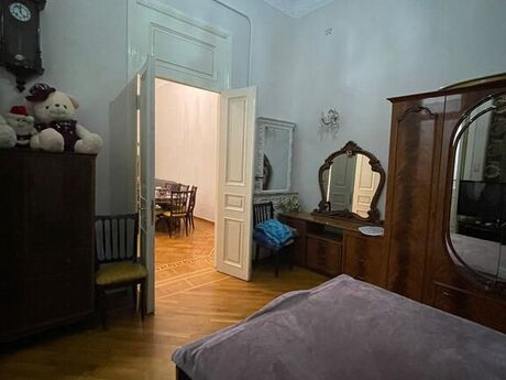 3 otaqlı köhnə tikili - Nizami m. - 105 m²