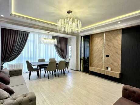Elan №5467355 - Bakı, Memar Əcəmi m., 3 otaqlı, 150 m², 6/17 mərtəbə