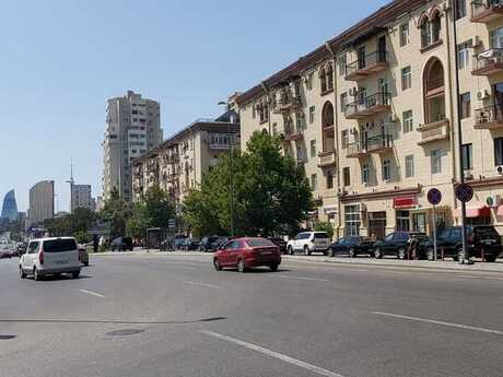 3 otaqlı köhnə tikili - Nizami m. - 90 m²