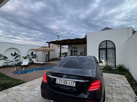 3 otaqlı həyət evi/bağ evi - Şüvəlan q. - 100 m²