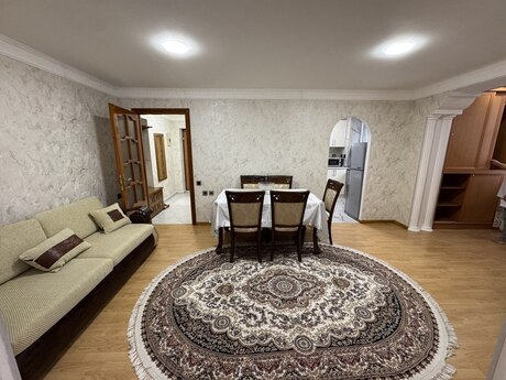 2 otaqlı köhnə tikili - Gənclik m. - 50 m²