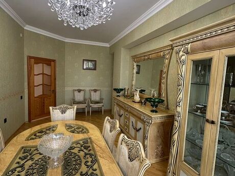 4-комн. новостройка - м. Иншаатчылар - 130 м²