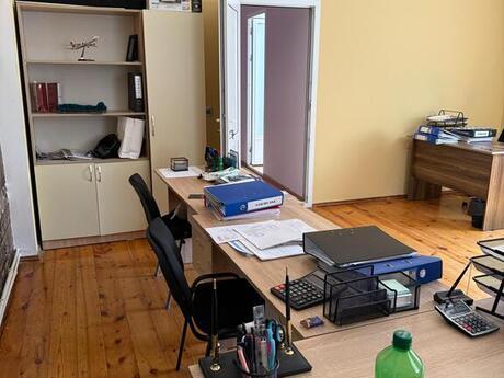 3 otaqlı ofis - Yasamal r. - 65 m²