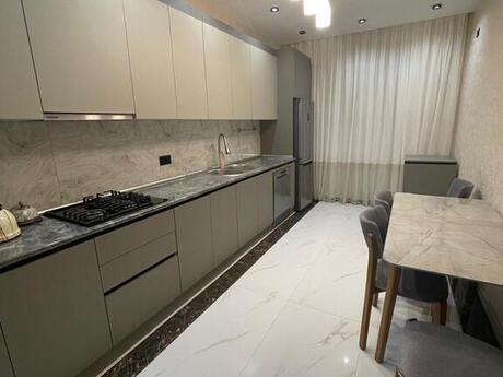 3 otaqlı yeni tikili - Nizami m. - 140 m²