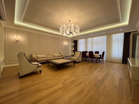 Kirayə 3 otaqlı mənzil, 160 m², Səbail: 3 000 ₼/ay 3