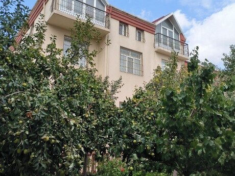 6 otaqlı həyət evi/bağ evi - Köhnə Günəşli q. - 367 m²