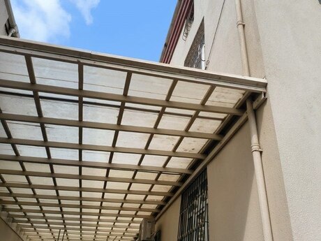 6 otaqlı həyət evi/bağ evi - Köhnə Günəşli q. - 367 m²