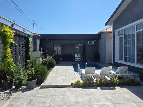 4 otaqlı həyət evi/bağ evi - Mərdəkan q. - 105 m²