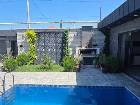 4 otaqlı həyət evi/bağ evi - Mərdəkan q. - 105 m²