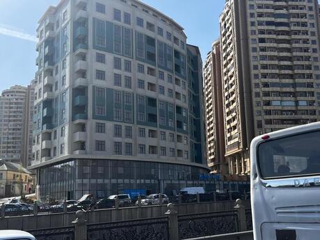 Elan №5473440 - Bakı, Yasamal r., 2 otaqlı, 82.2 m², 7/11 mərtəbə