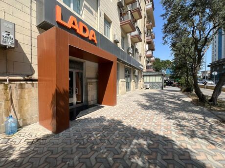 Obyekt - Nizami m. - 300 m²