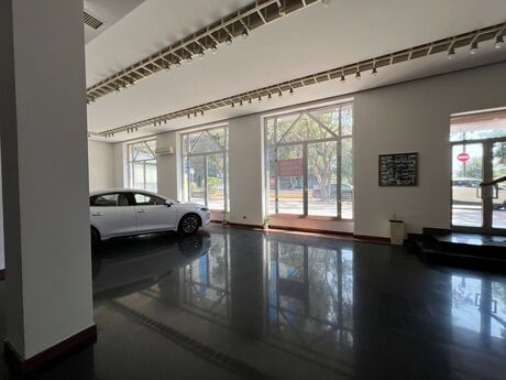 Obyekt - Nizami m. - 300 m²