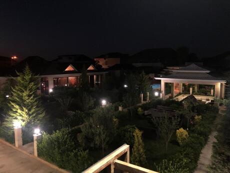 5 otaqlı həyət evi/bağ evi - Mərdəkan q. - 400 m²