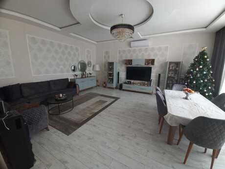 4 otaqlı həyət evi/bağ evi - Qala q. - 200 m²