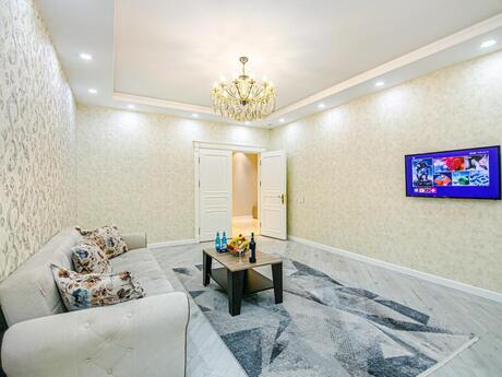 Elan №5474157 - Bakı, Şah İsmayıl Xətai m., 2 otaqlı, 105 m², 15/20 mərtəbə