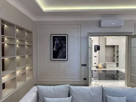 Elan №5474381 - Bakı, 28 May m., 3 otaqlı, 178 m², 17/22 mərtəbə