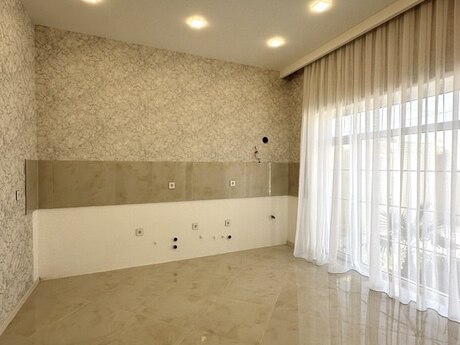 4 otaqlı həyət evi/bağ evi - Şüvəlan q. - 100 m²