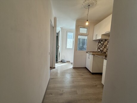 3 otaqlı köhnə tikili - Sahil m. - 45 m²