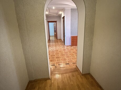 Kirayə 5 otaqlı mənzil, 187 m², Şah İsmayıl Xətai: 2 000 ₼/ay 3