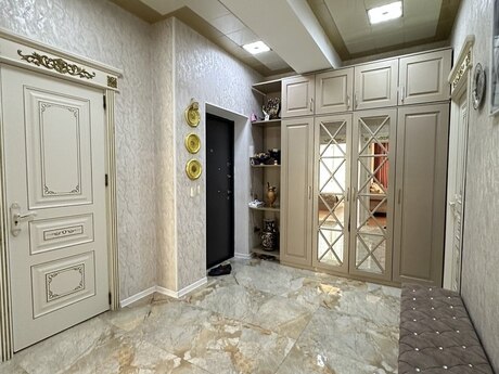 3 otaqlı yeni tikili - Bakıxanov q. - 105 m²