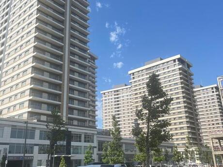 Obyekt - Ağ şəhər q. - 985 m²