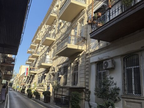 3 otaqlı köhnə tikili - Sahil m. - 90 m²