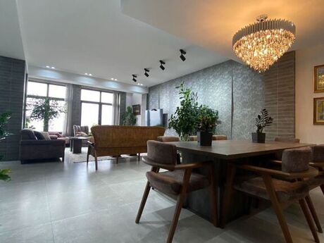 4 otaqlı yeni tikili - İnşaatçılar m. - 160 m²