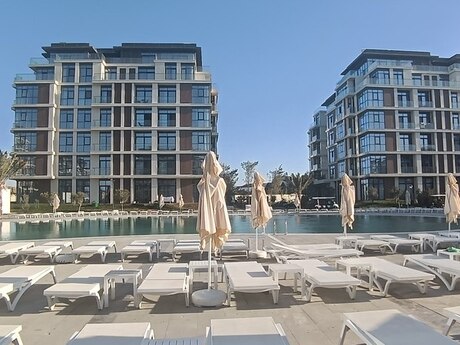 Объявление №5477921 - Баку, пос. Sea Breeze, 3-комн., 132 м², 4/6 этаж