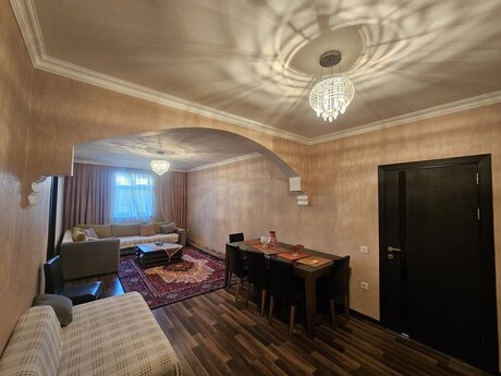 3 otaqlı həyət evi/bağ evi - Zığ q. - 105 m²