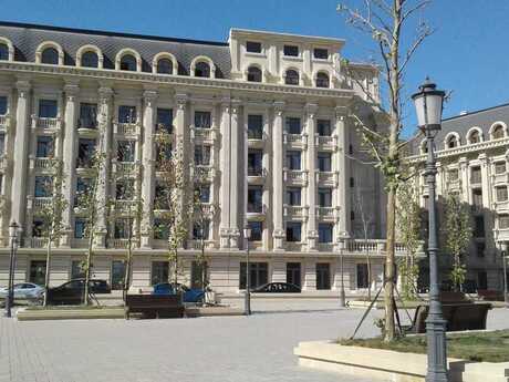 Elan №5478156 - Bakı, Bayıl q., 3 otaqlı, 140 m², 5/6 mərtəbə