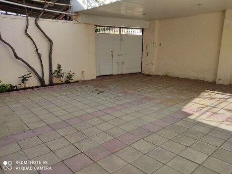 5 otaqlı həyət evi/bağ evi - Binəqədi q. - 160 m²