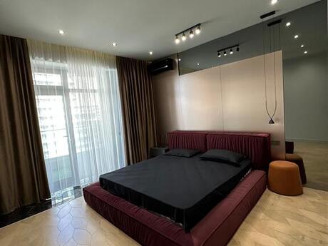 3 otaqlı yeni tikili - 8 Noyabr m. - 148 m²