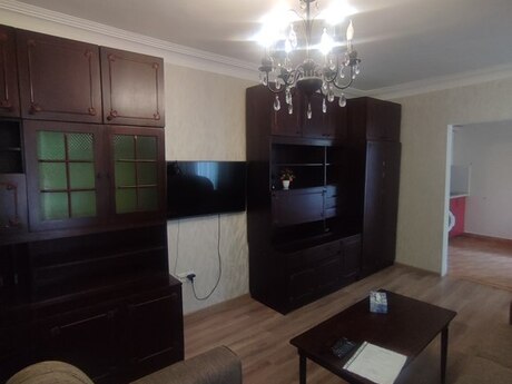 2 otaqlı köhnə tikili - İçəri Şəhər m. - 70 m²
