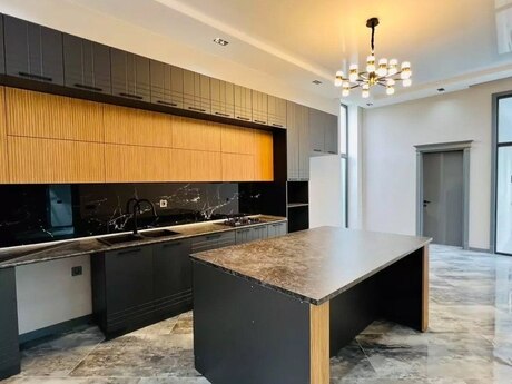 5 otaqlı həyət evi/bağ evi - Mərdəkan q. - 350 m²