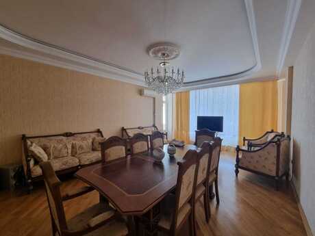 Elan №5481657 - Bakı, Şah İsmayıl Xətai m., 2 otaqlı, 90 m², 12/20 mərtəbə