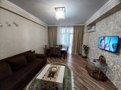 Elan №5482439 - Bakı, Həzi Aslanov m., 2 otaqlı, 81 m², 8/17 mərtəbə