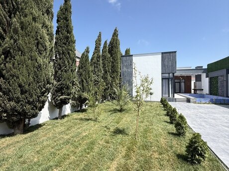 4 otaqlı həyət evi/bağ evi - Şüvəlan q. - 200 m²