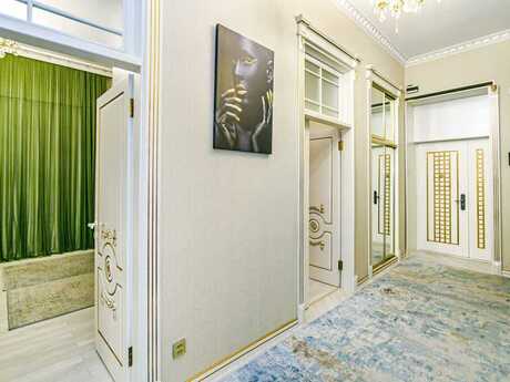 4 otaqlı köhnə tikili - Sahil m. - 160 m²